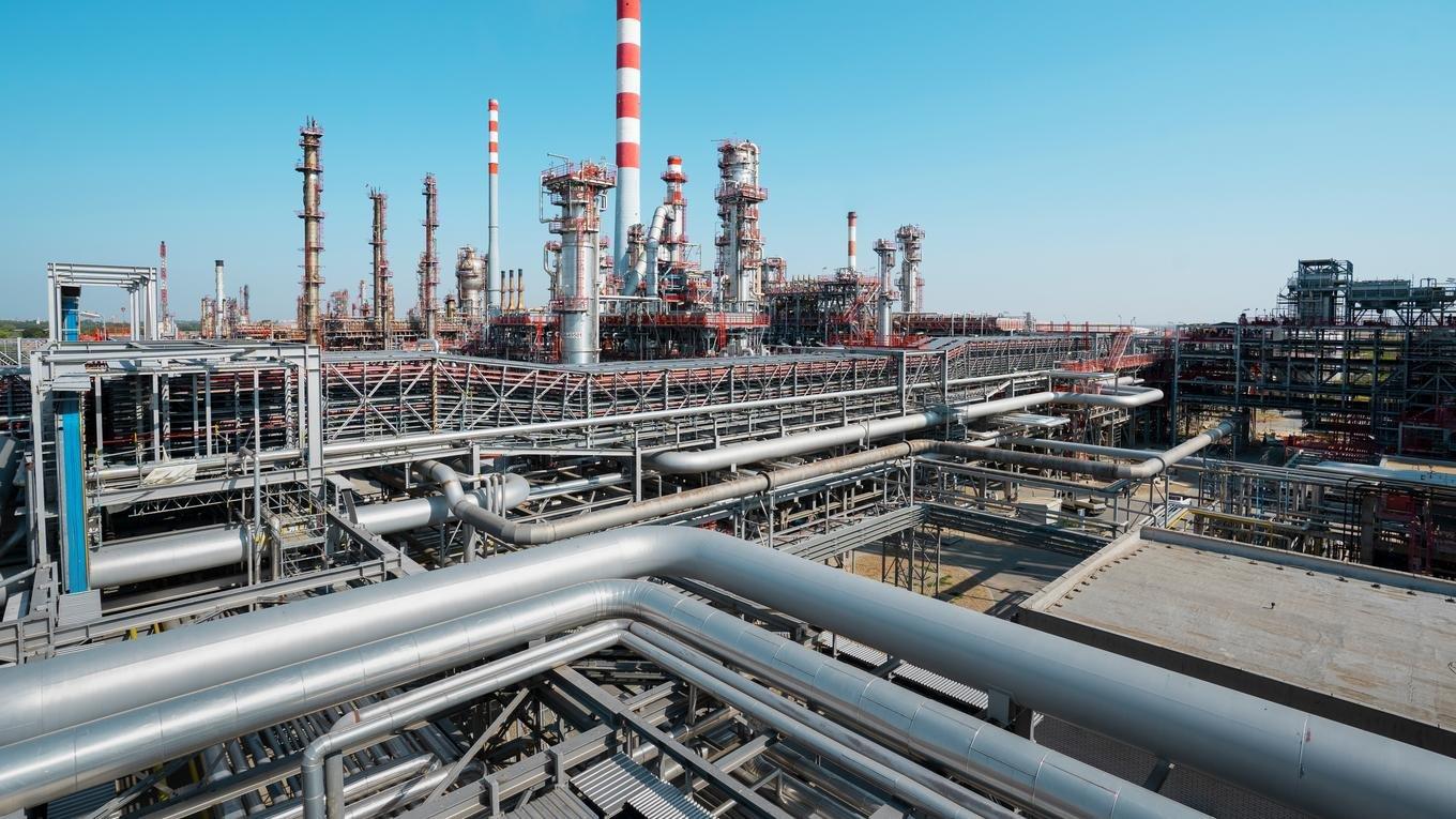 District heating plant photographed against a blue sky.